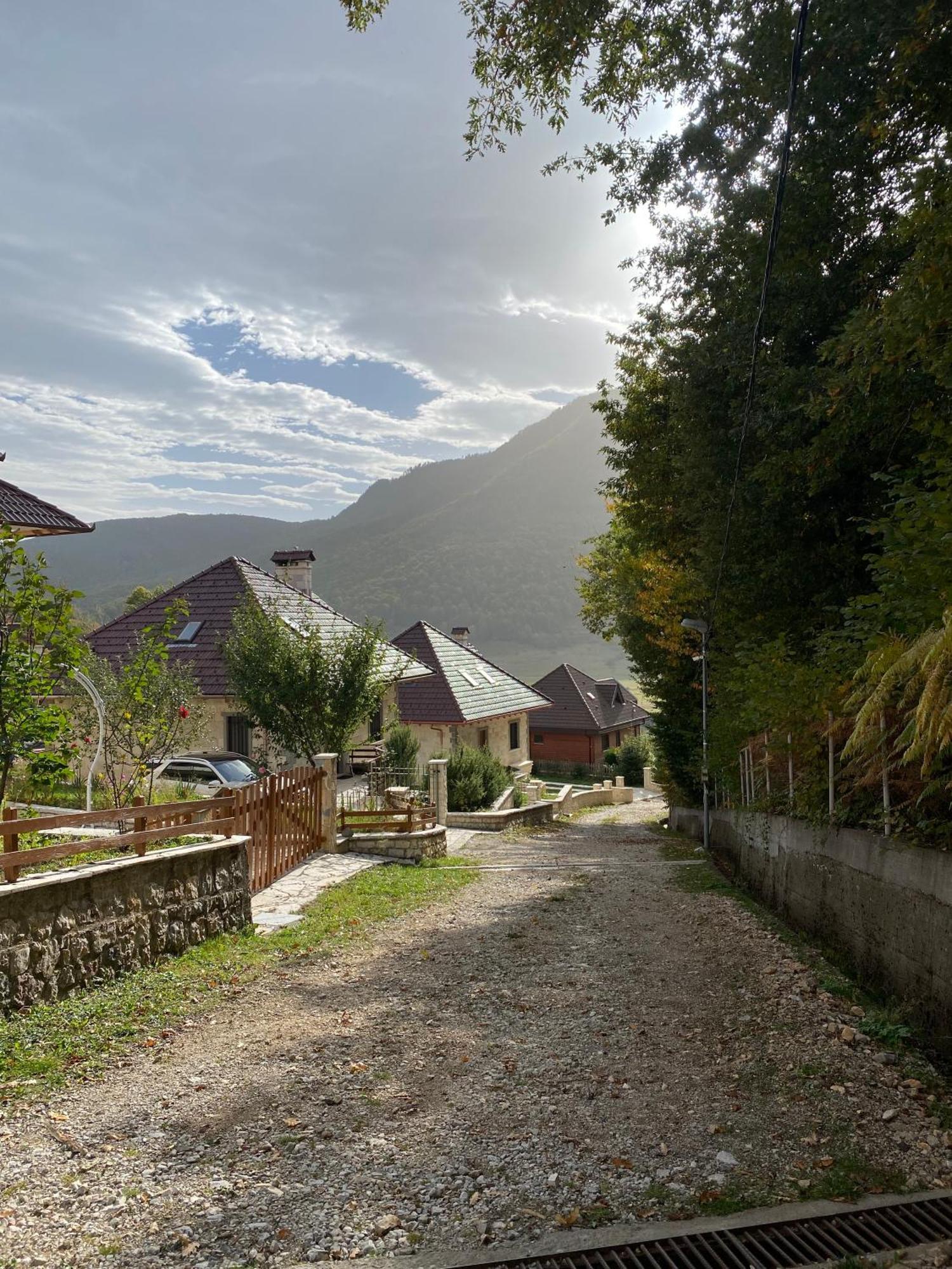 Joen Village Librazhet Zewnętrze zdjęcie